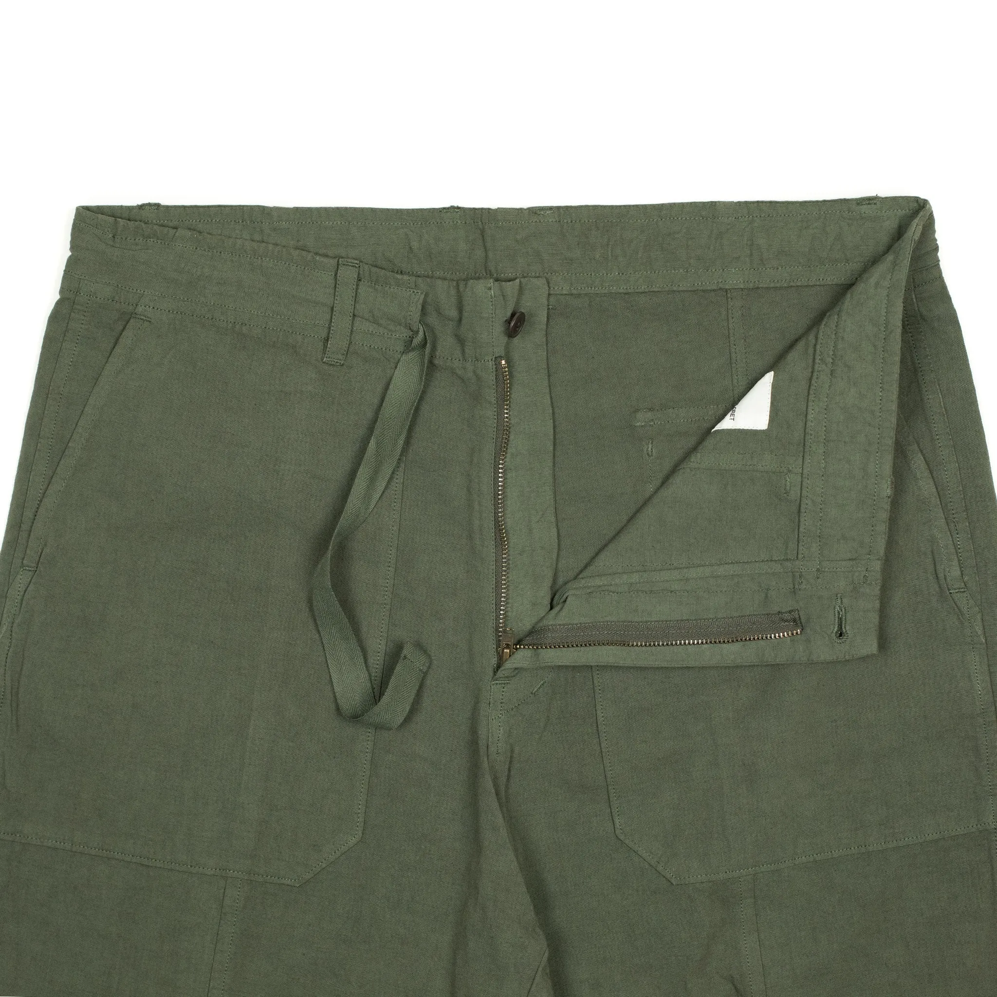 Drawstring baker pants in garment dyed olive cotton hemp