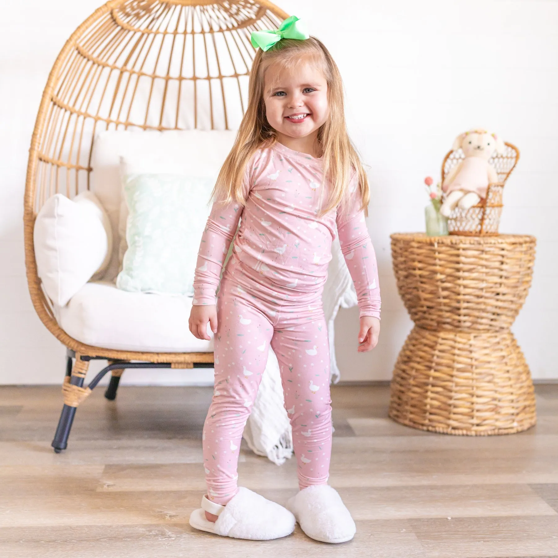 Ducks & Daisies Two-Piece Set