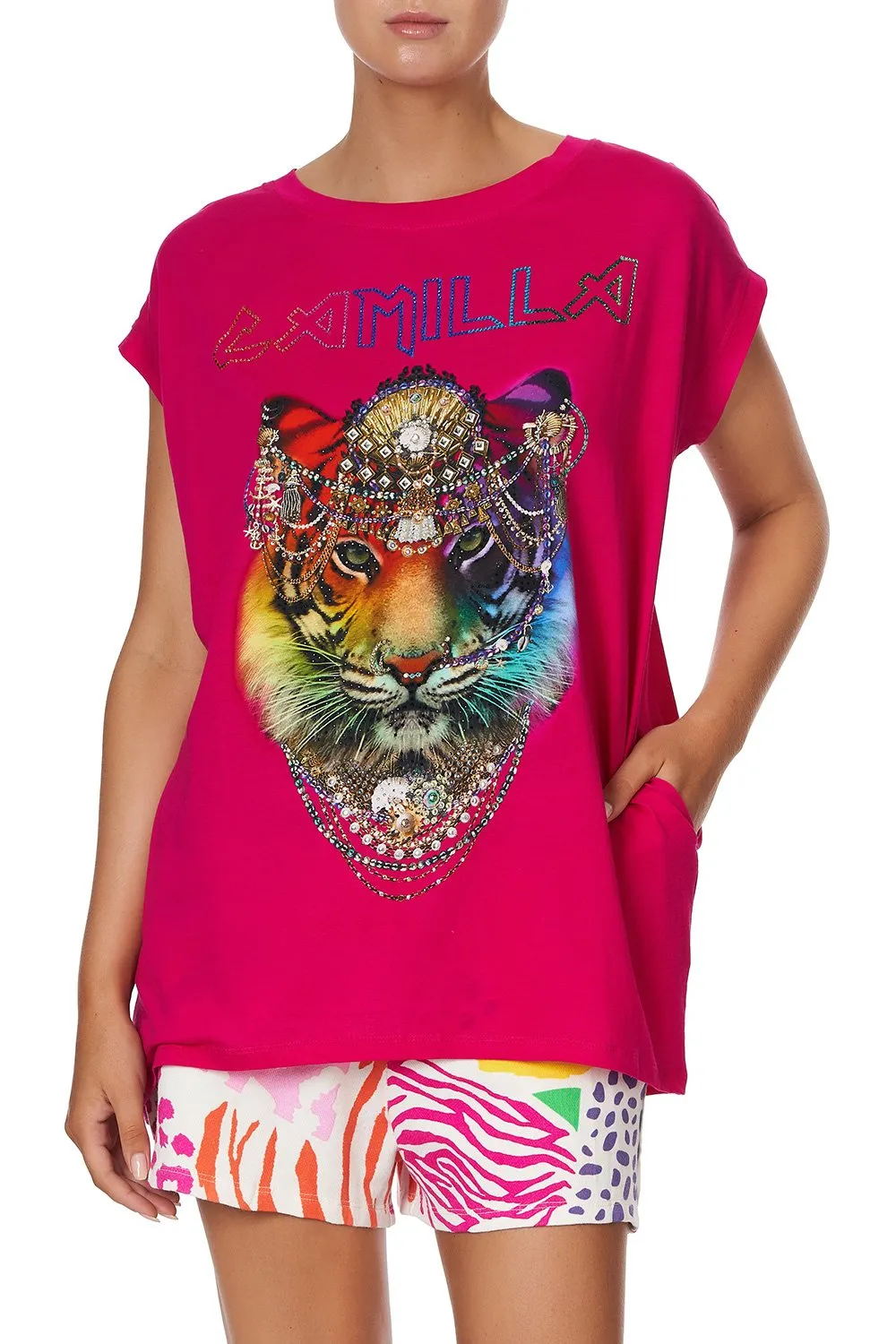 EXTENDED SLEEVE TEE COMING DOWN FROM COSMOS