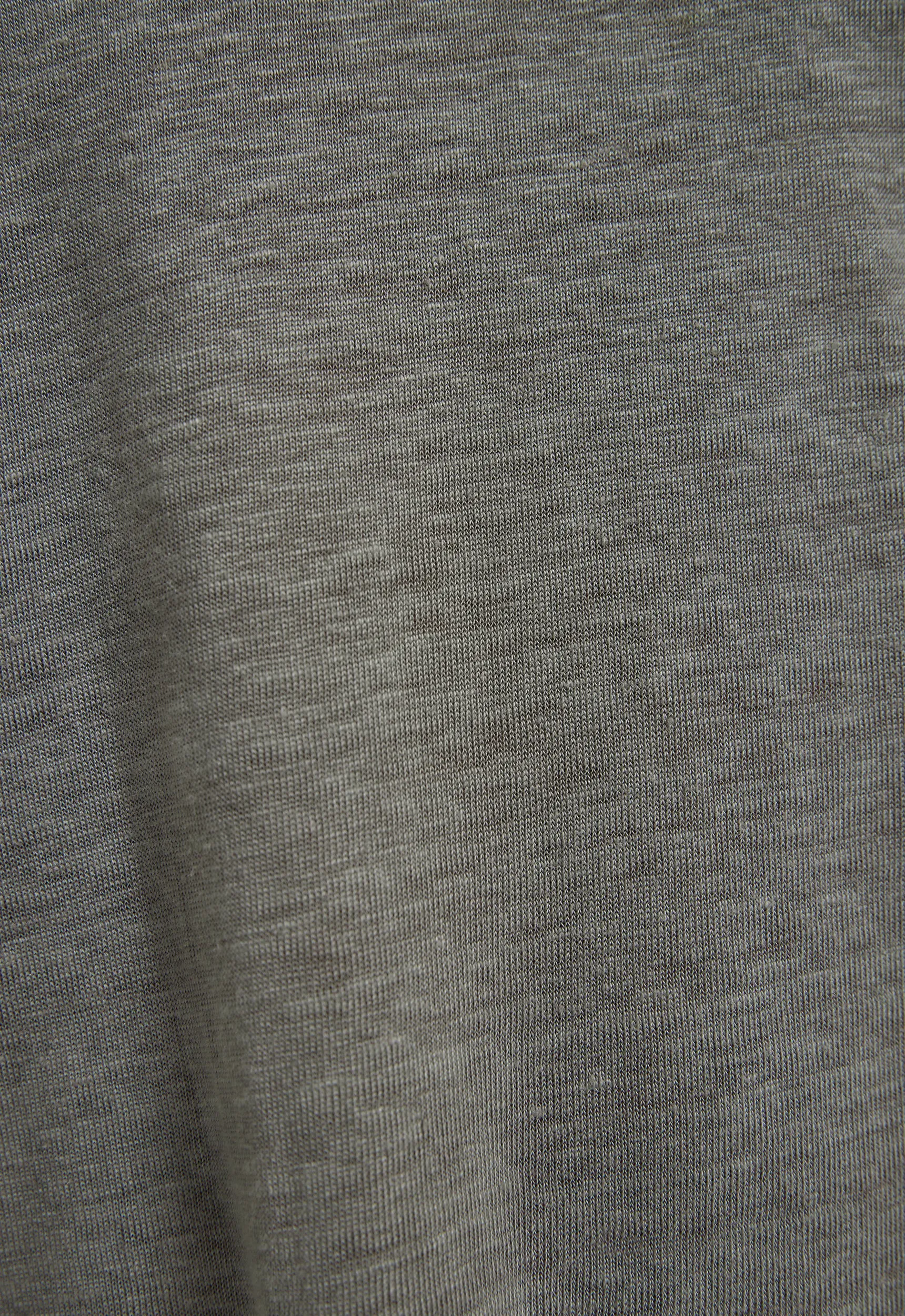 Line Linen Tee in Shrub