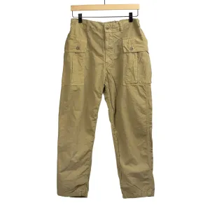 Patch pocket easy pants in washed beige cotton and hemp
