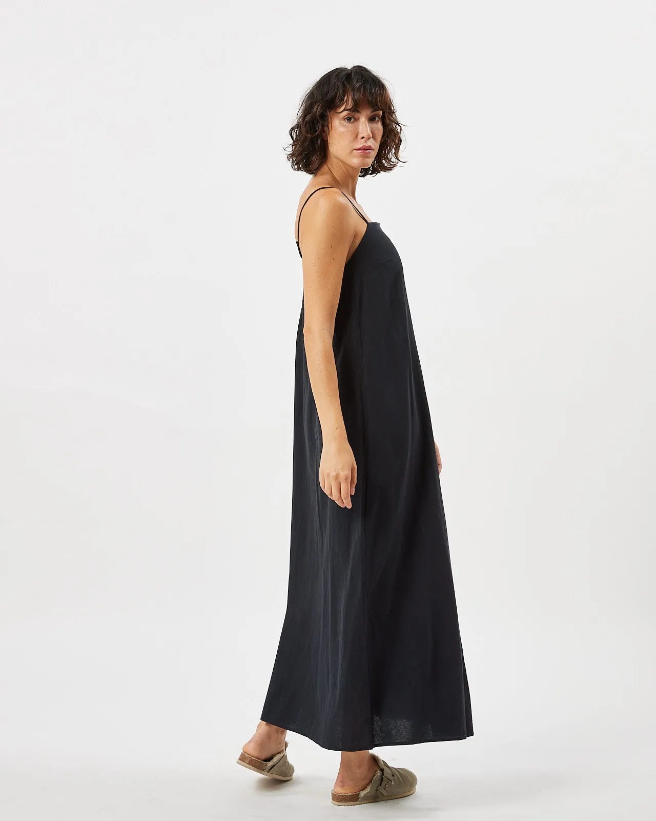 vikilino midi dress 9782